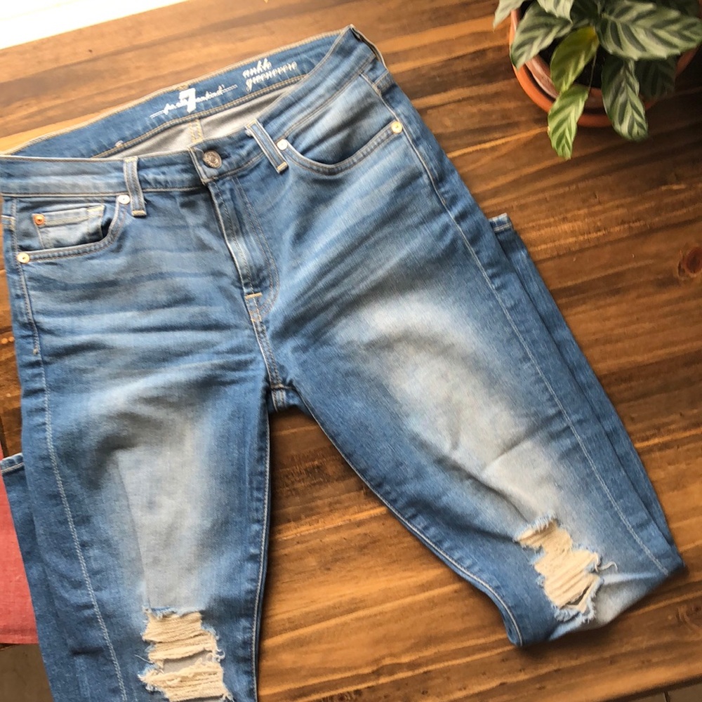 7FAMK Gwenevere Distressed Ankle Jeans - Sz 28